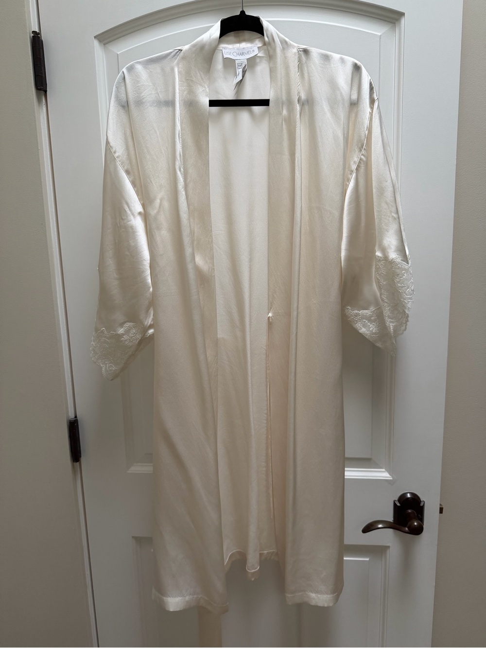 Lise Charmel Ivory 87% Silk Lace Long Robe Kimono Dressing Gown Size 8